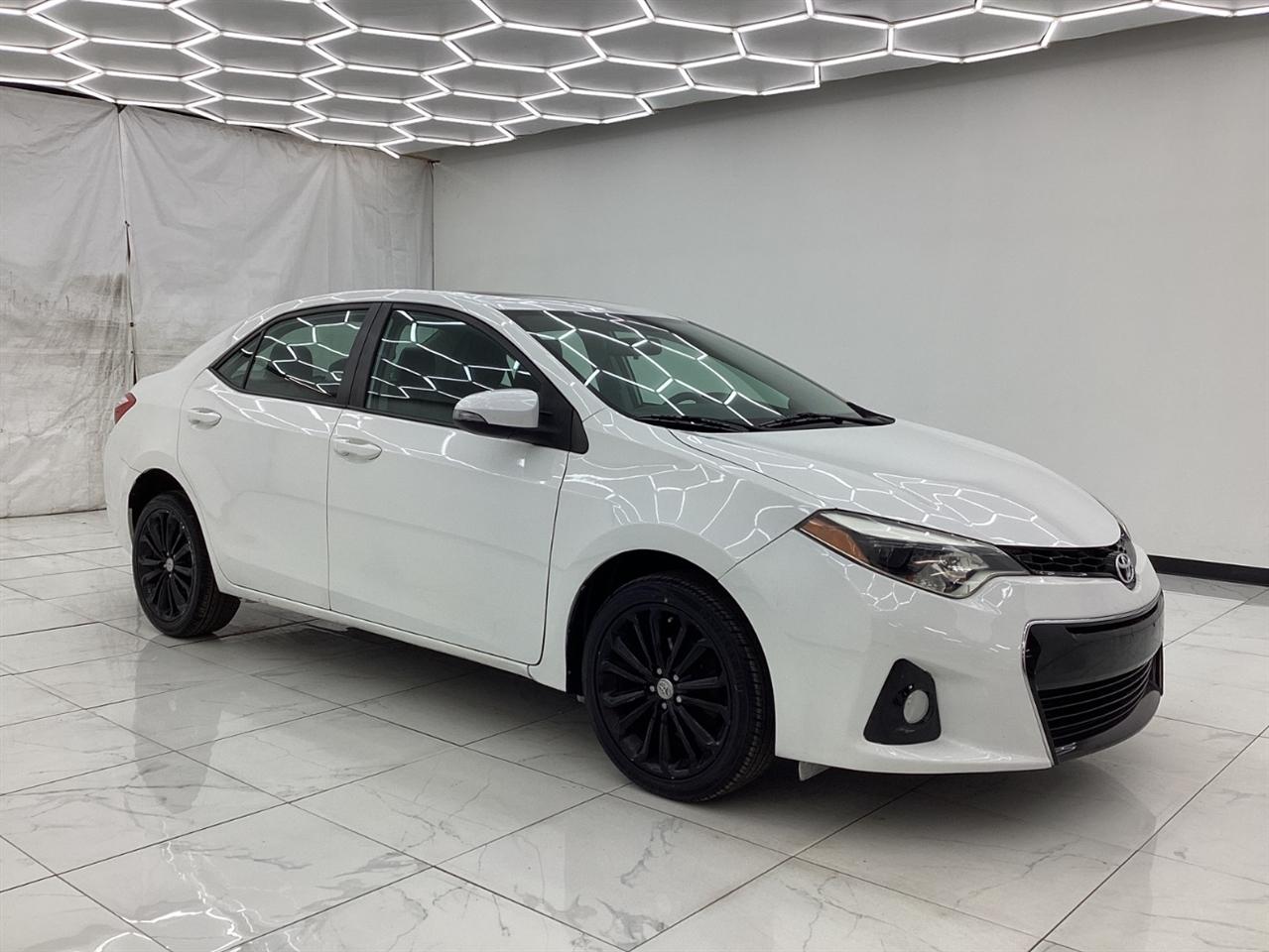 Toyota Corolla 4dr Sdn CVT LE Premium (Natl) 2014