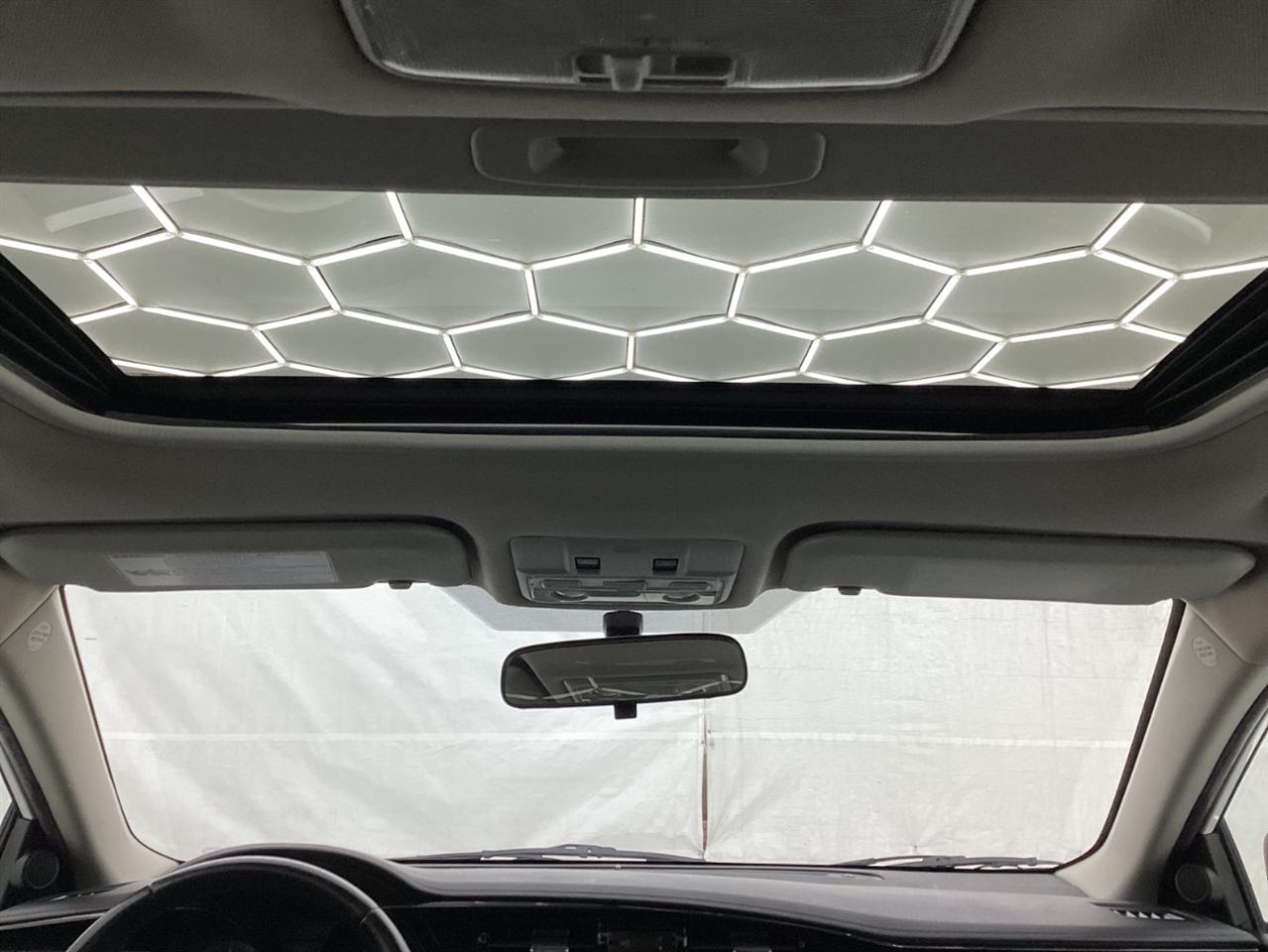 Toyota Corolla 4dr Sdn CVT LE Premium (Natl) 2014