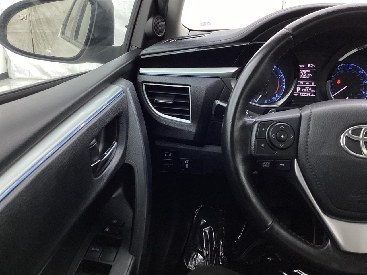 Toyota Corolla 4dr Sdn CVT LE Premium (Natl) 2014