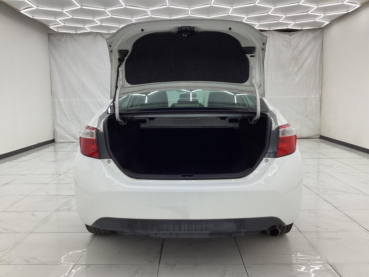 Toyota Corolla 4dr Sdn CVT LE Premium (Natl) 2014