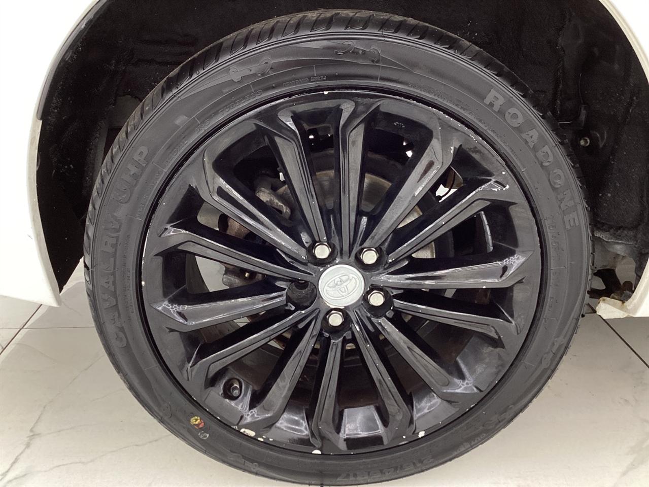 Toyota Corolla 4dr Sdn CVT LE Premium (Natl) 2014