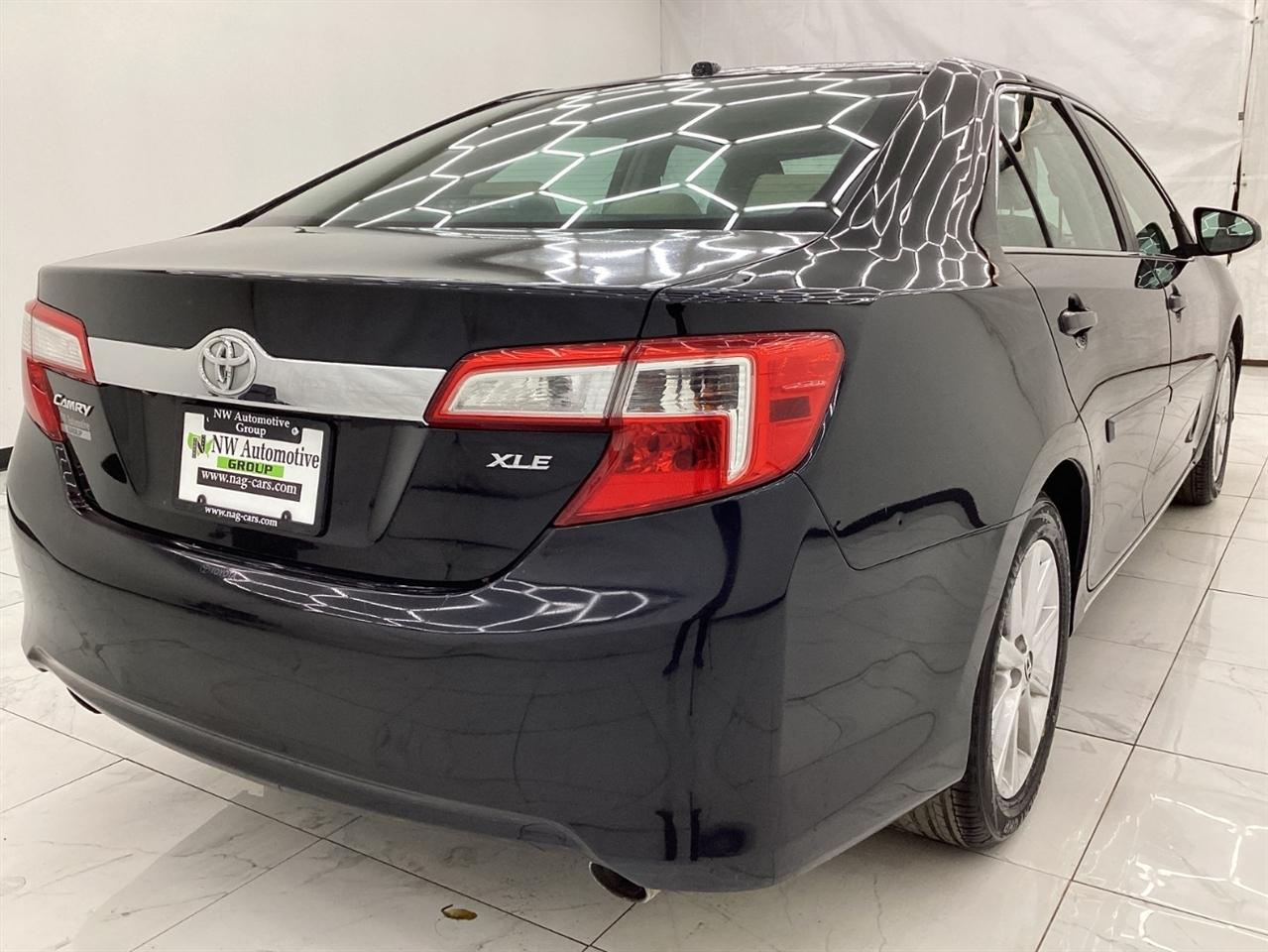 Toyota Camry 2014.5 4dr Sdn V6 Auto XLE (Natl) 2014