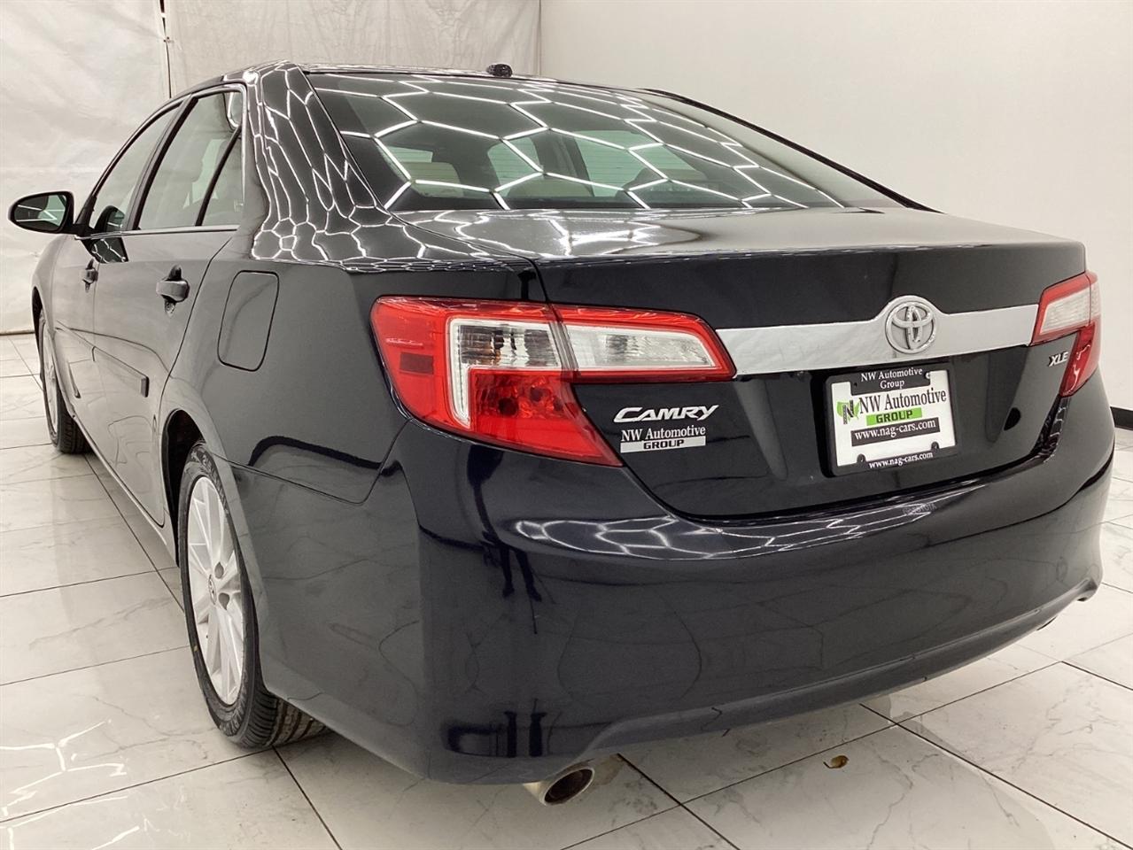 Toyota Camry 2014.5 4dr Sdn V6 Auto XLE (Natl) 2014