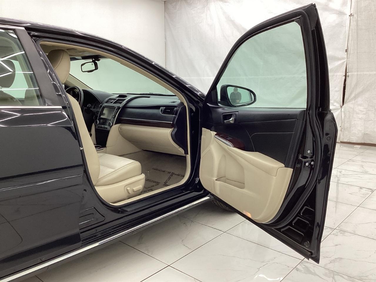 Toyota Camry 2014.5 4dr Sdn V6 Auto XLE (Natl) 2014