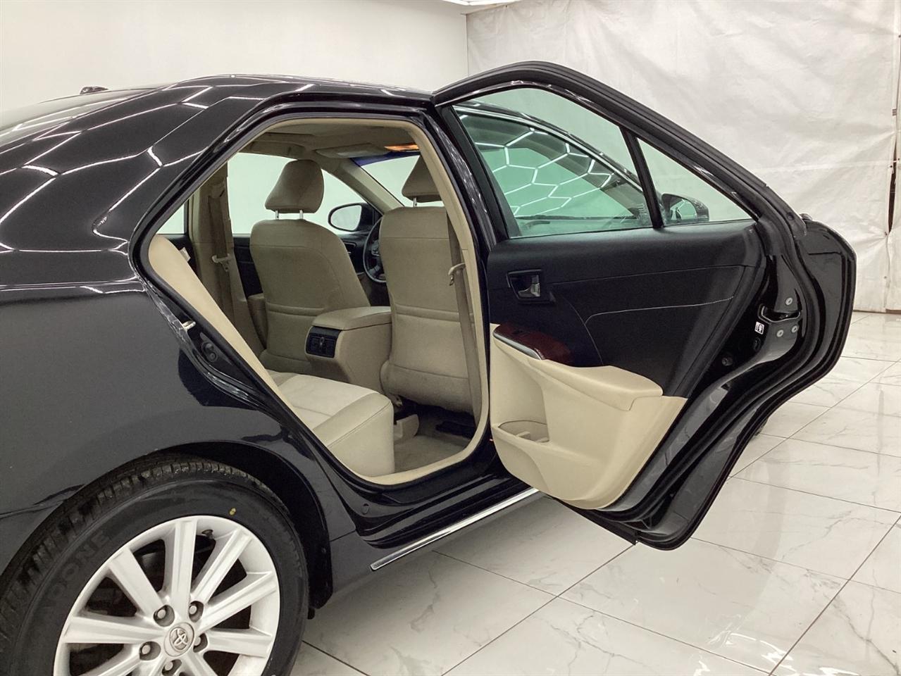 Toyota Camry 2014.5 4dr Sdn V6 Auto XLE (Natl) 2014