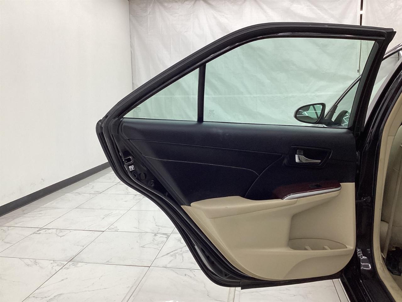 Toyota Camry 2014.5 4dr Sdn V6 Auto XLE (Natl) 2014