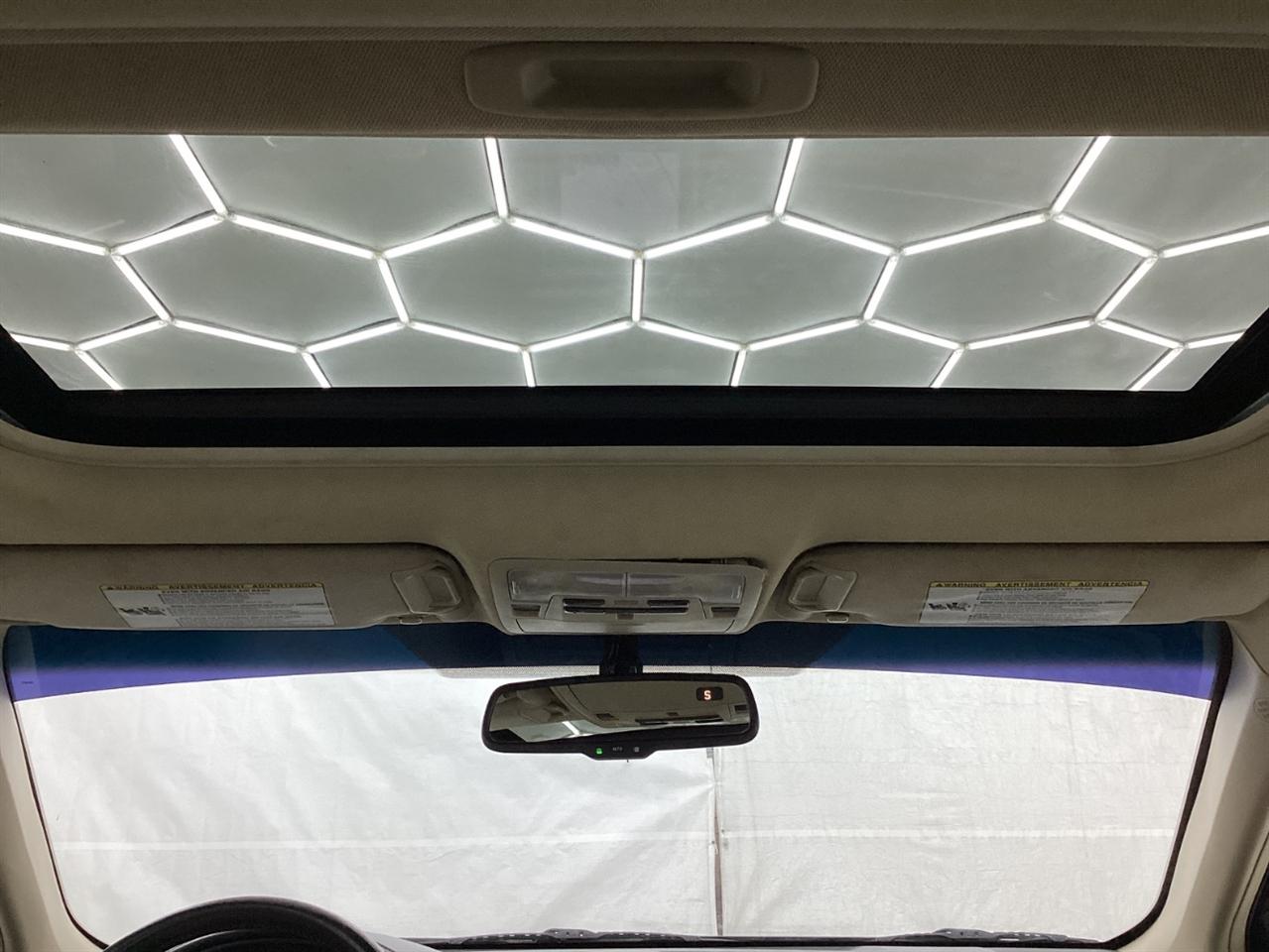 Toyota Camry 2014.5 4dr Sdn V6 Auto XLE (Natl) 2014