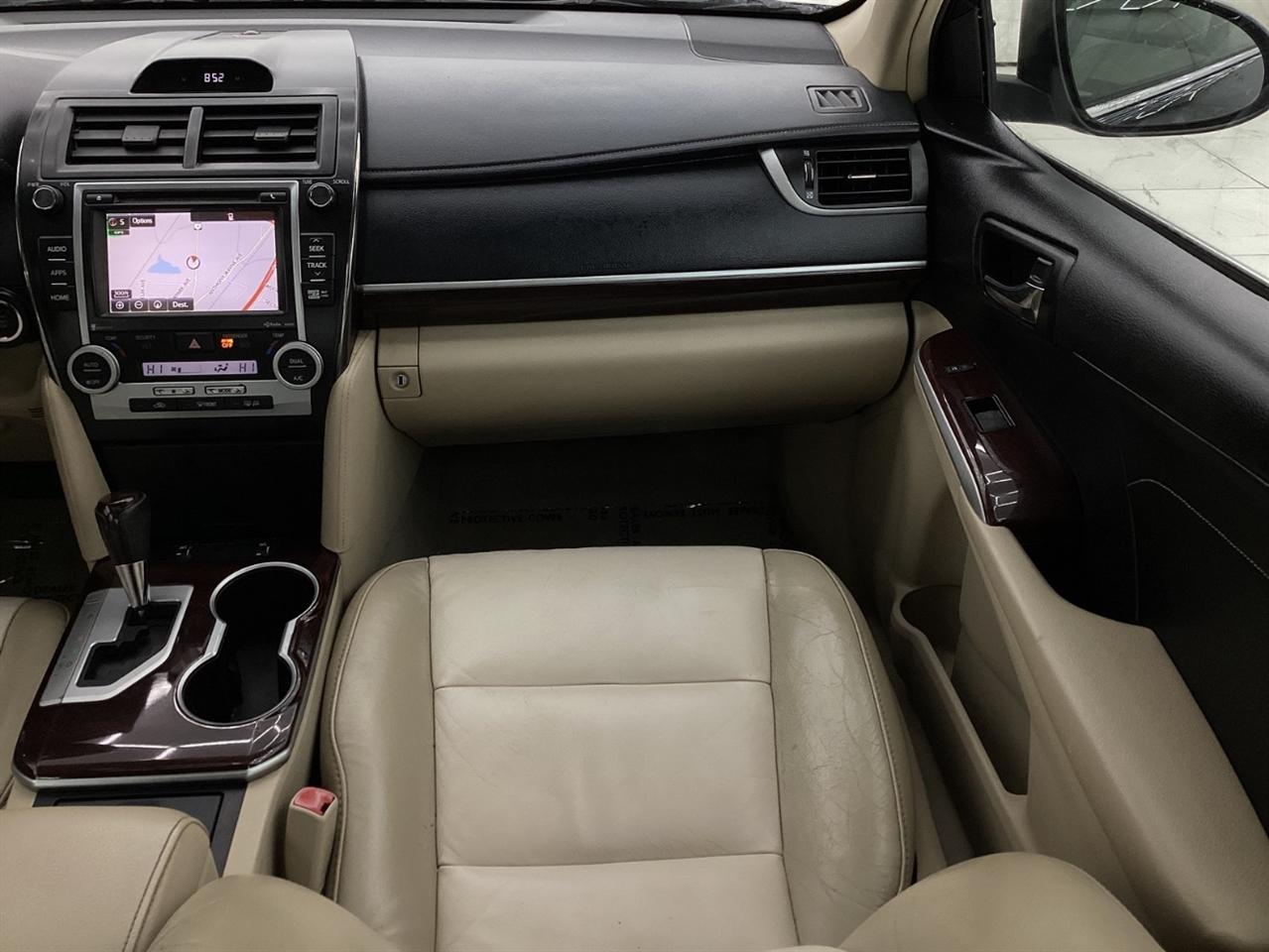 Toyota Camry 2014.5 4dr Sdn V6 Auto XLE (Natl) 2014