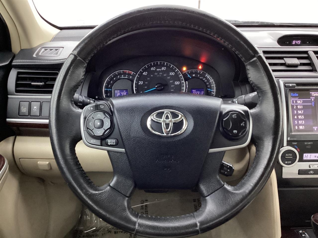 Toyota Camry 2014.5 4dr Sdn V6 Auto XLE (Natl) 2014