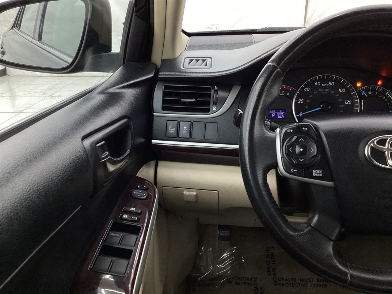 Toyota Camry 2014.5 4dr Sdn V6 Auto XLE (Natl) 2014