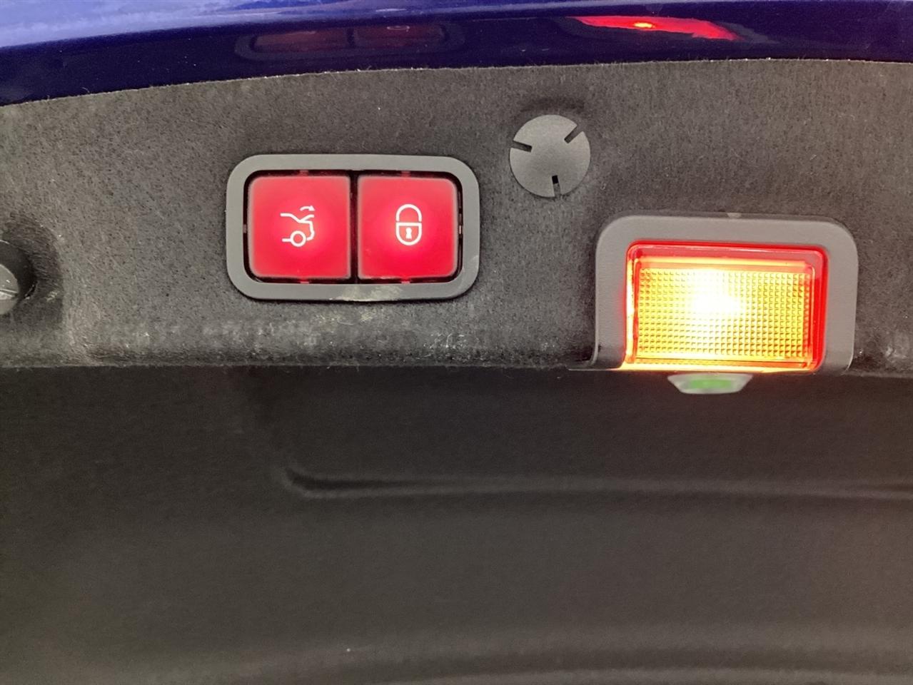 Mercedes-Benz C-Class C 300 4MATIC Sedan 2020