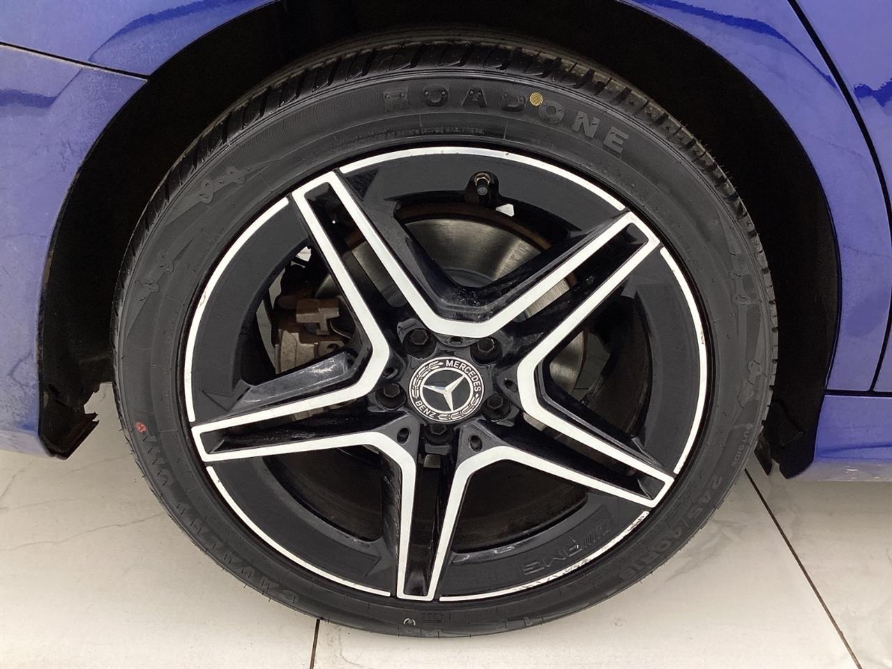 Mercedes-Benz C-Class C 300 4MATIC Sedan 2020