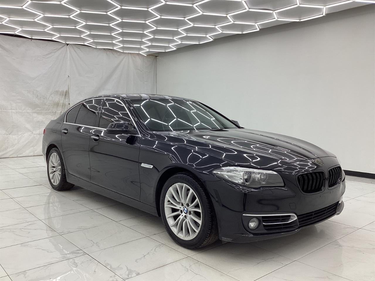 BMW 5 Series 4dr Sdn 528i xDrive AWD 2015