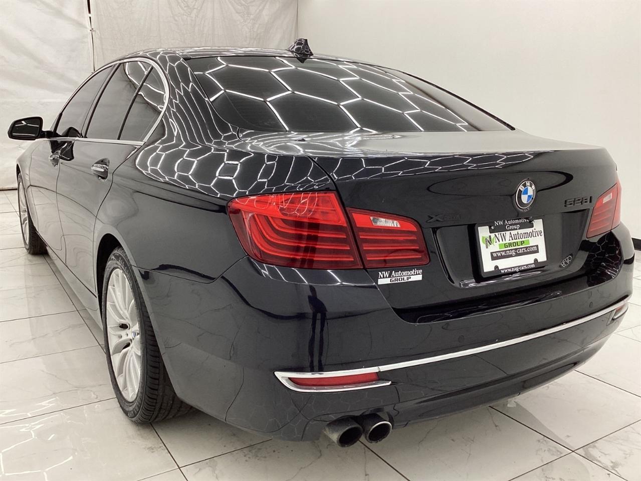 BMW 5 Series 4dr Sdn 528i xDrive AWD 2015