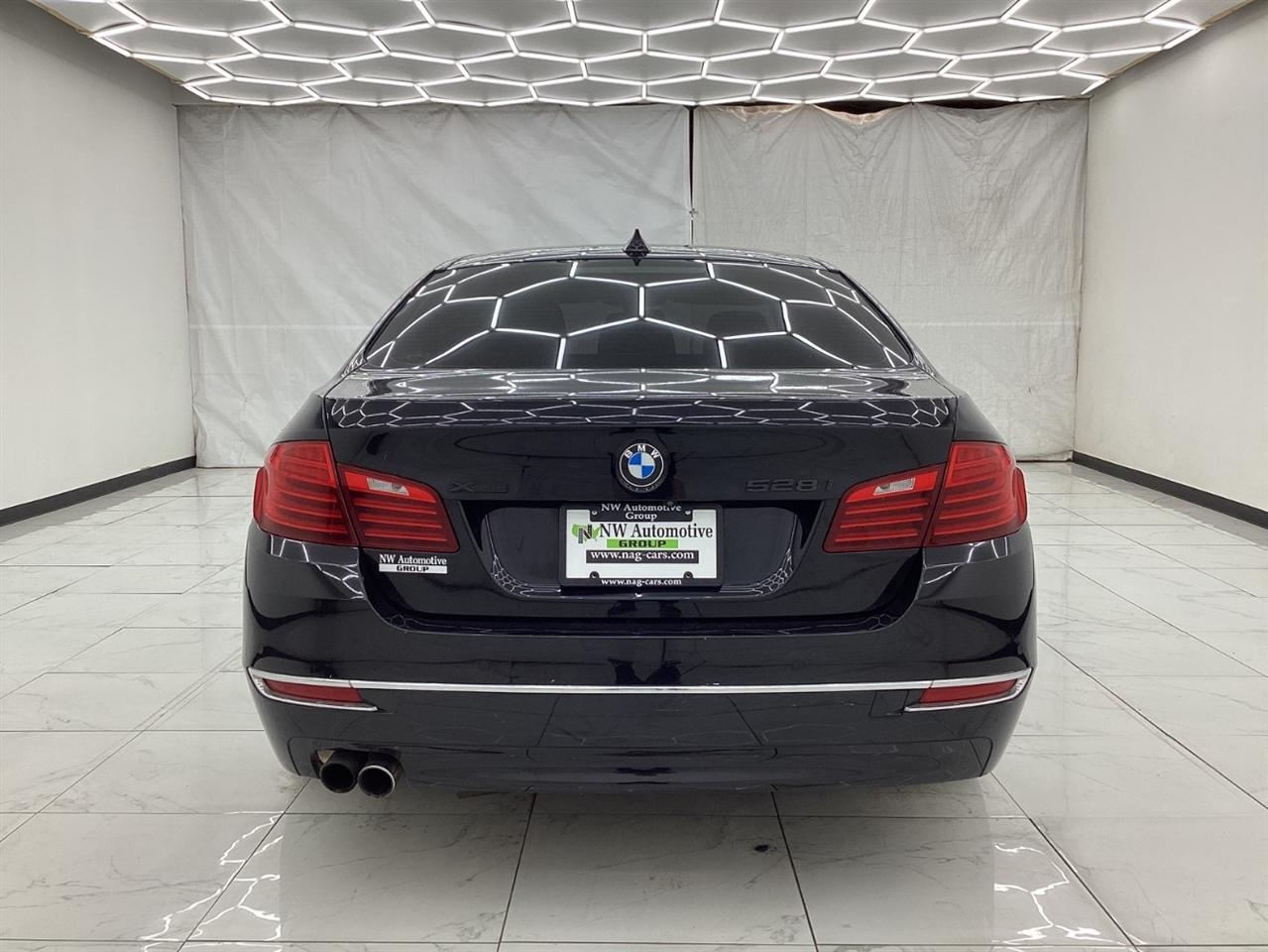 BMW 5 Series 4dr Sdn 528i xDrive AWD 2015