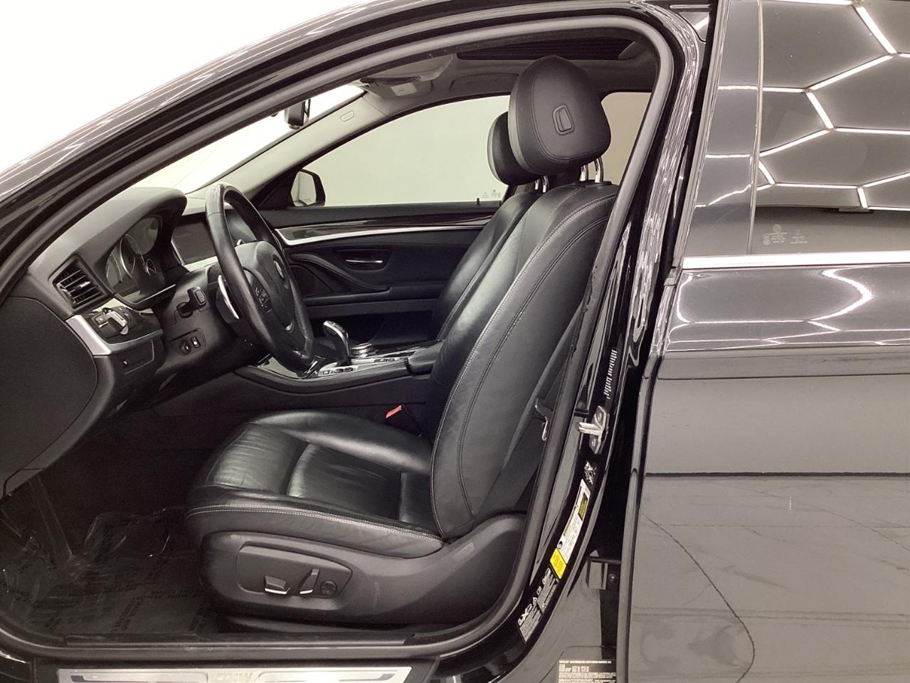 BMW 5 Series 4dr Sdn 528i xDrive AWD 2015