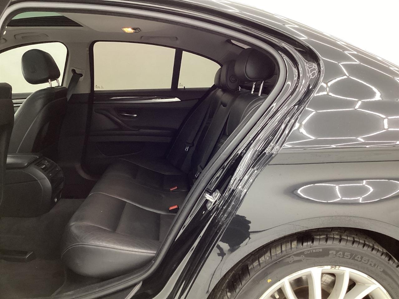 BMW 5 Series 4dr Sdn 528i xDrive AWD 2015