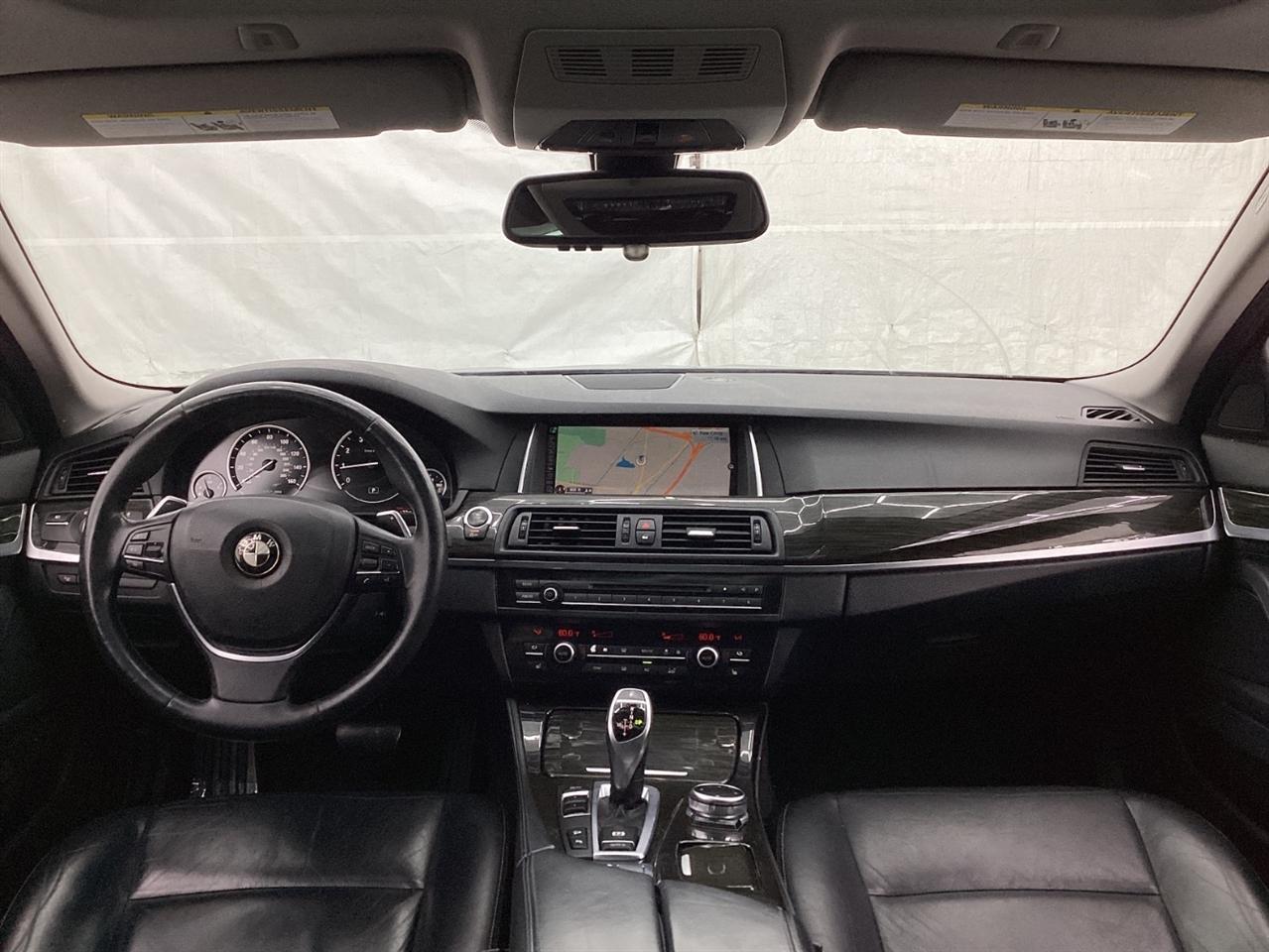 BMW 5 Series 4dr Sdn 528i xDrive AWD 2015