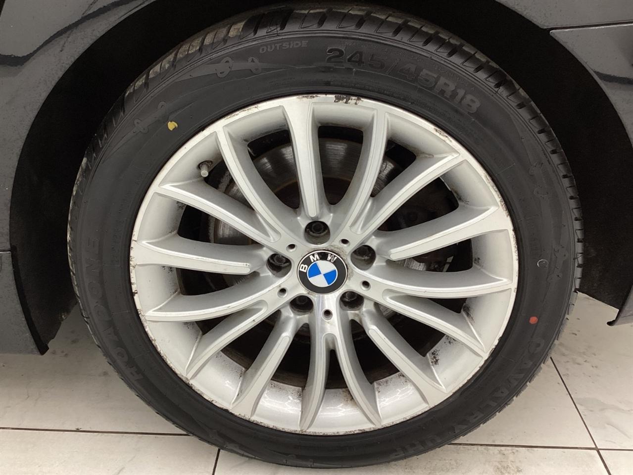 BMW 5 Series 4dr Sdn 528i xDrive AWD 2015