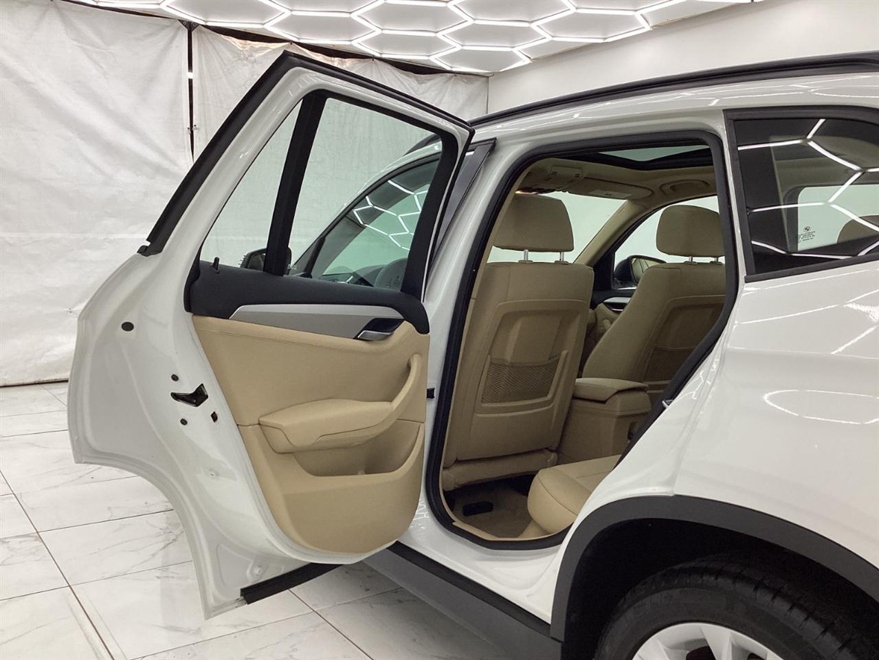 BMW X1 AWD 4dr xDrive28i 2015