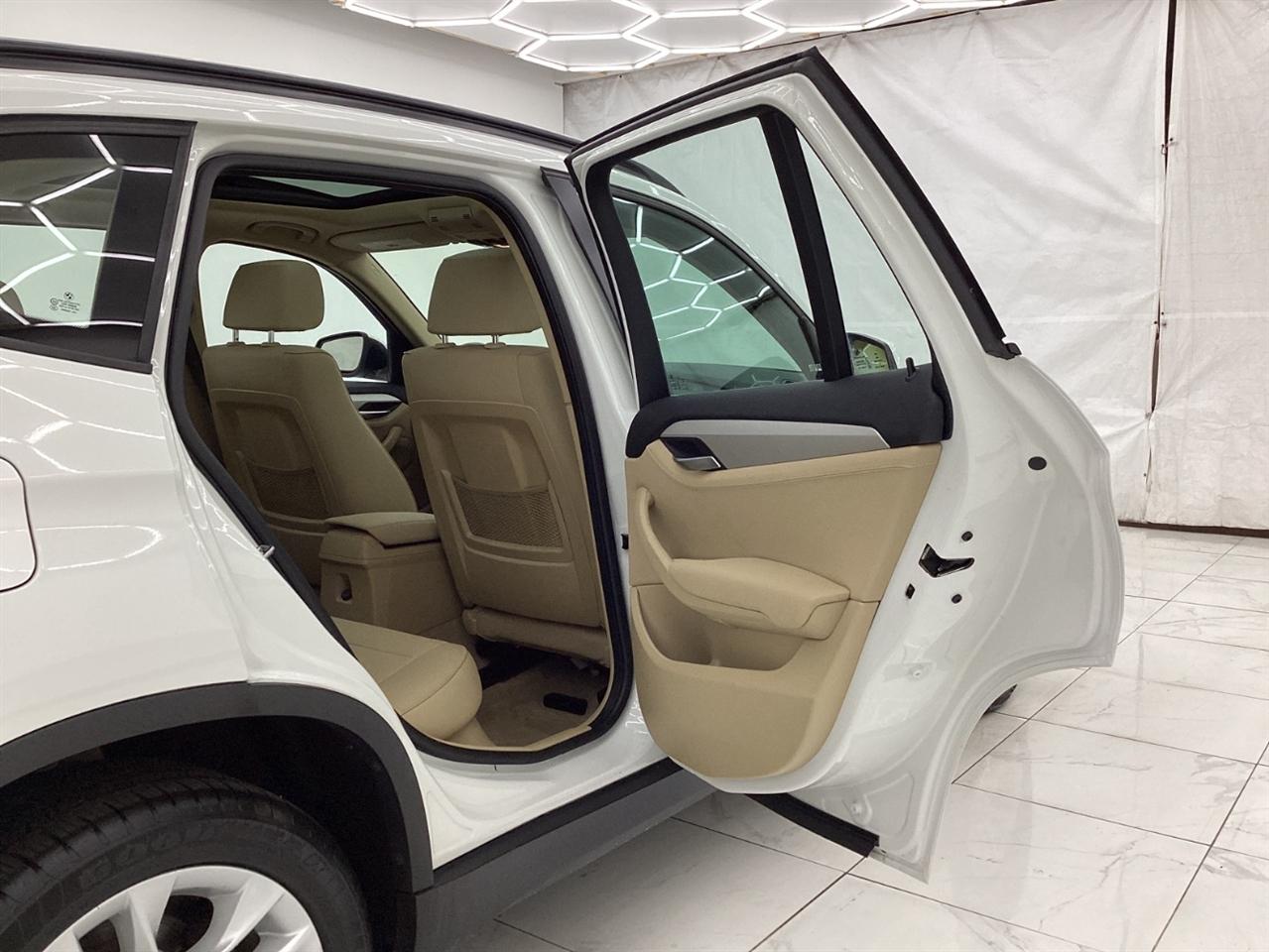 BMW X1 AWD 4dr xDrive28i 2015