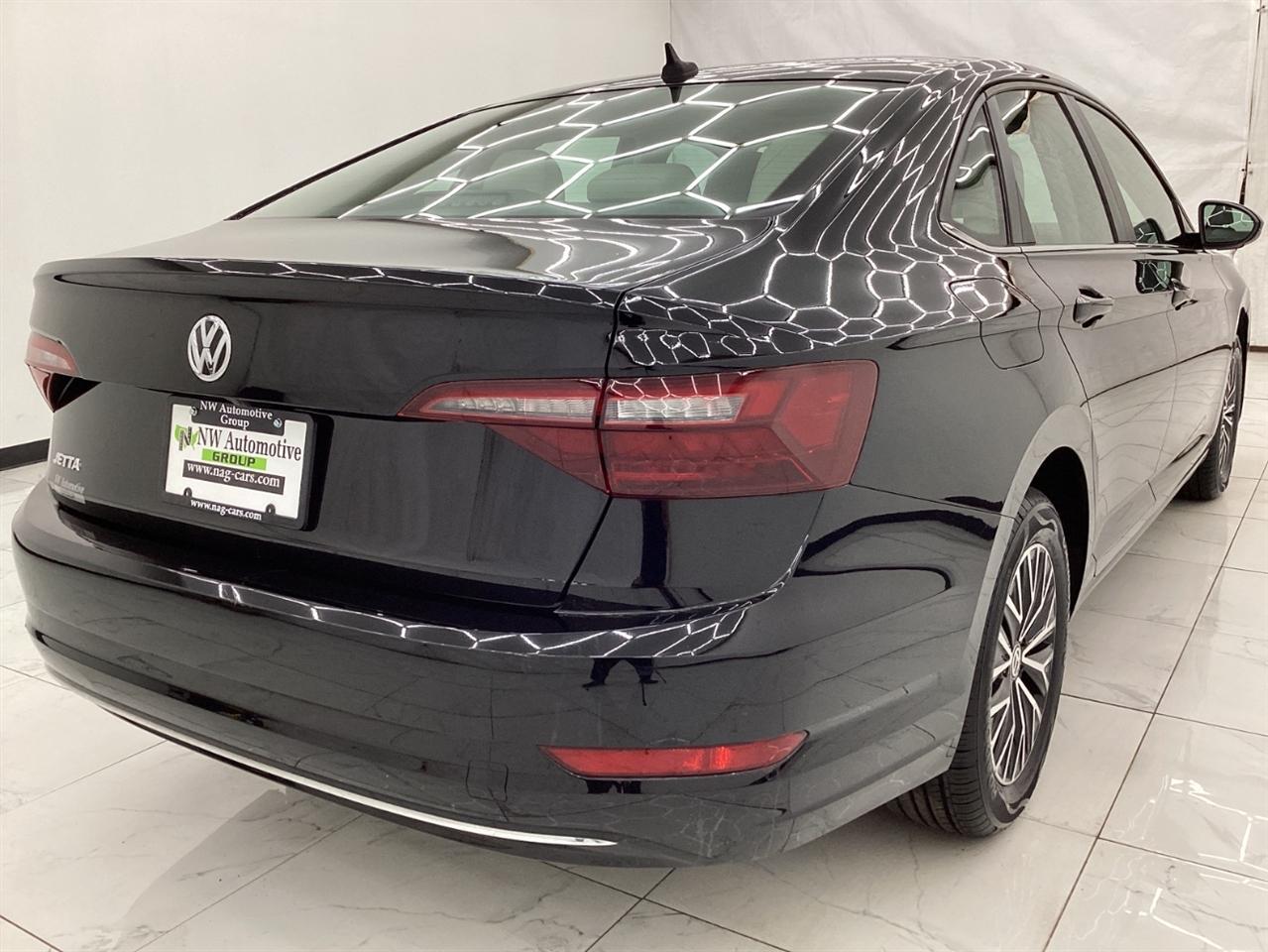 Volkswagen Jetta R-Line Auto w/SULEV 2020