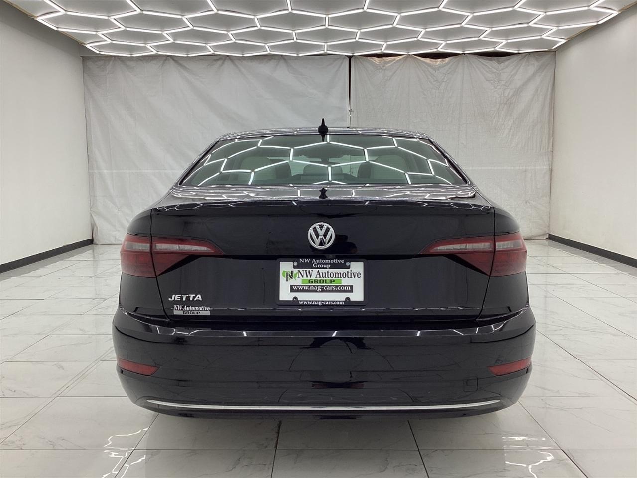 Volkswagen Jetta R-Line Auto w/SULEV 2020