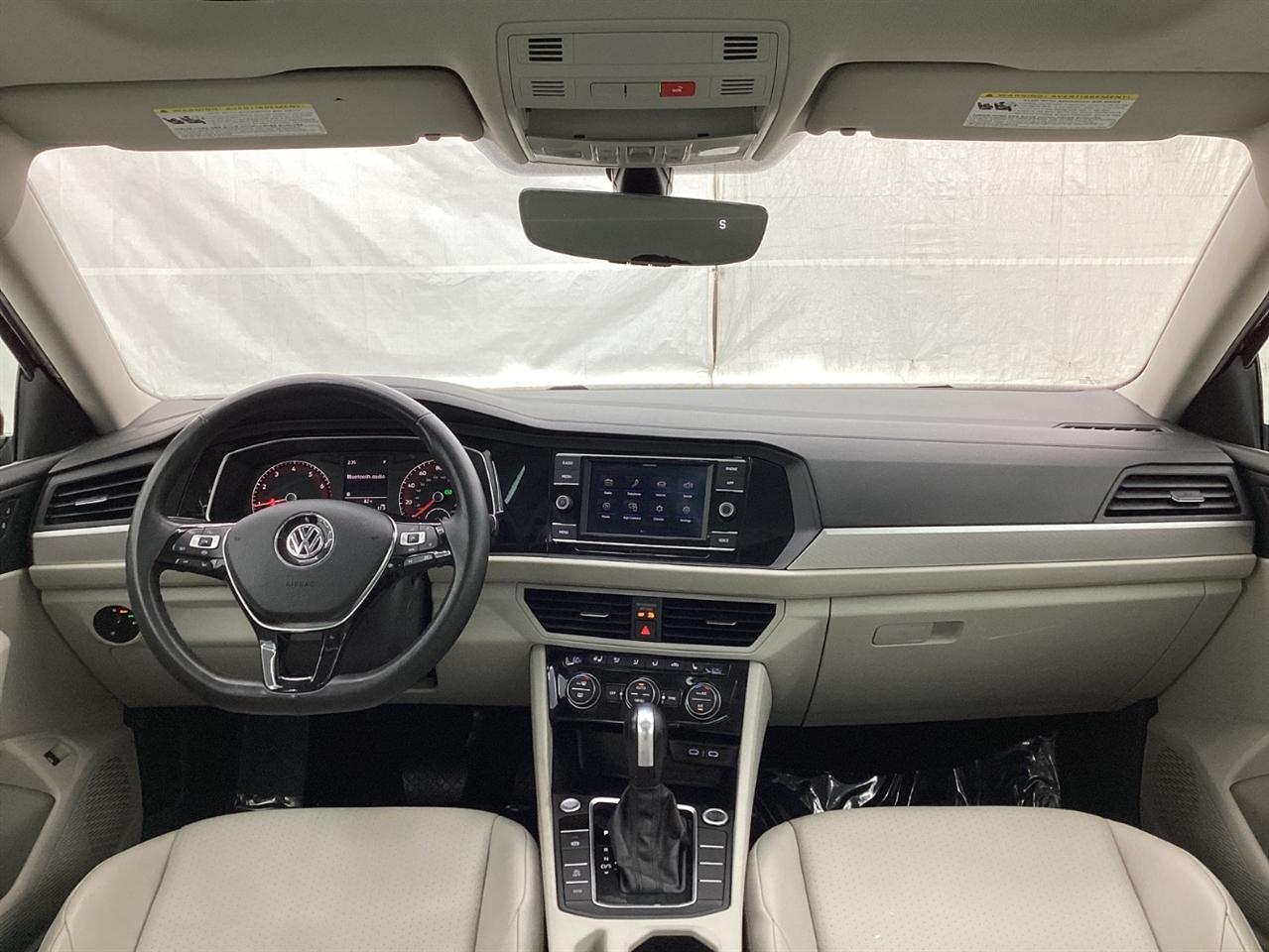 Volkswagen Jetta R-Line Auto w/SULEV 2020