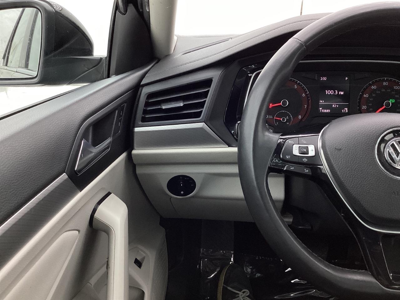 Volkswagen Jetta R-Line Auto w/SULEV 2020