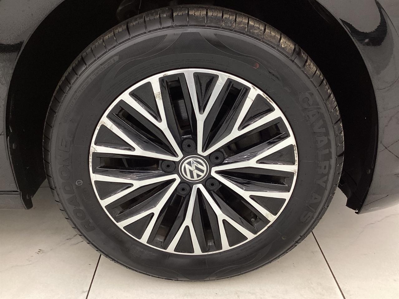 Volkswagen Jetta R-Line Auto w/SULEV 2020