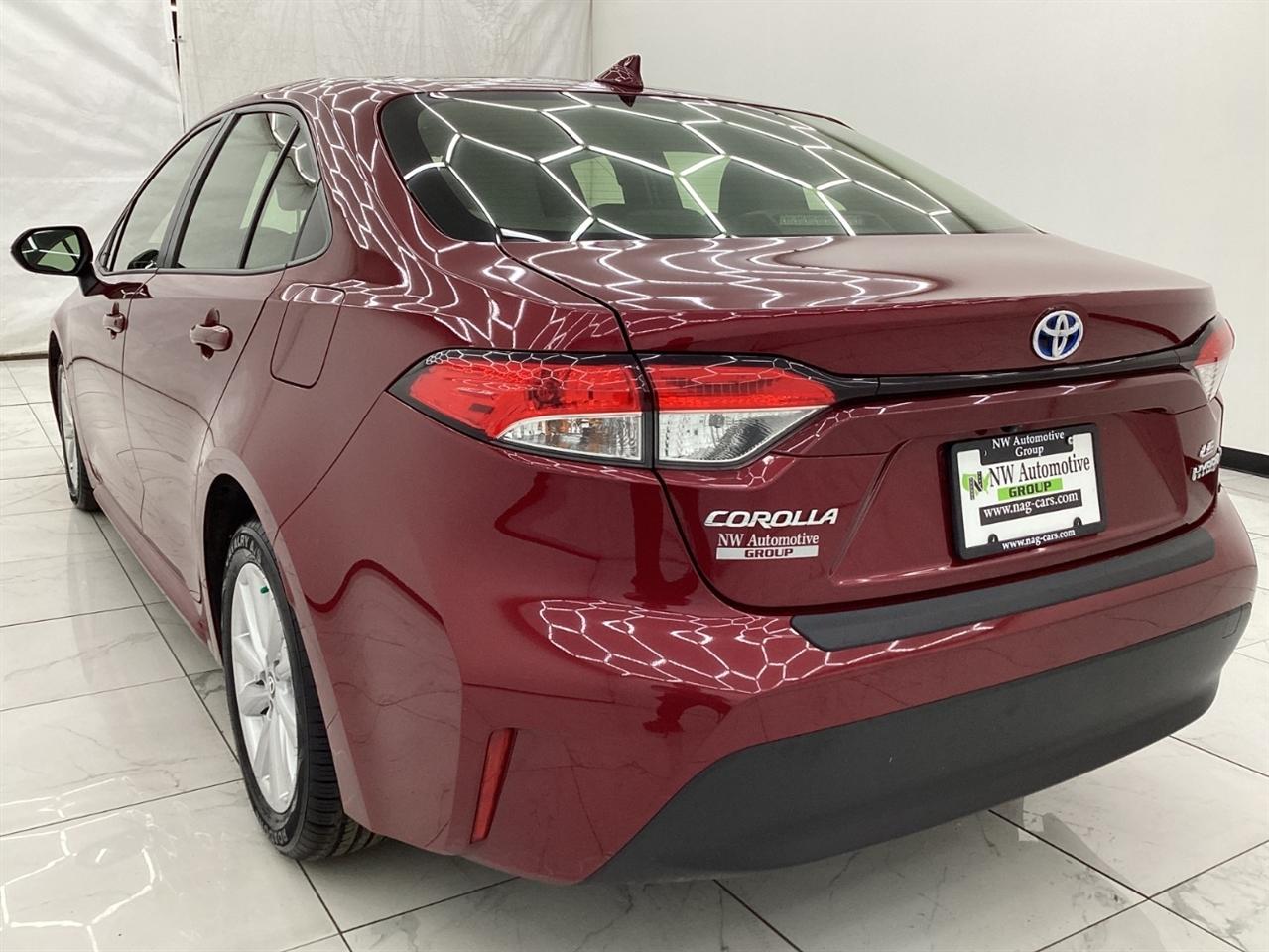 Toyota Corolla Hybrid LE FWD (Natl) 2023