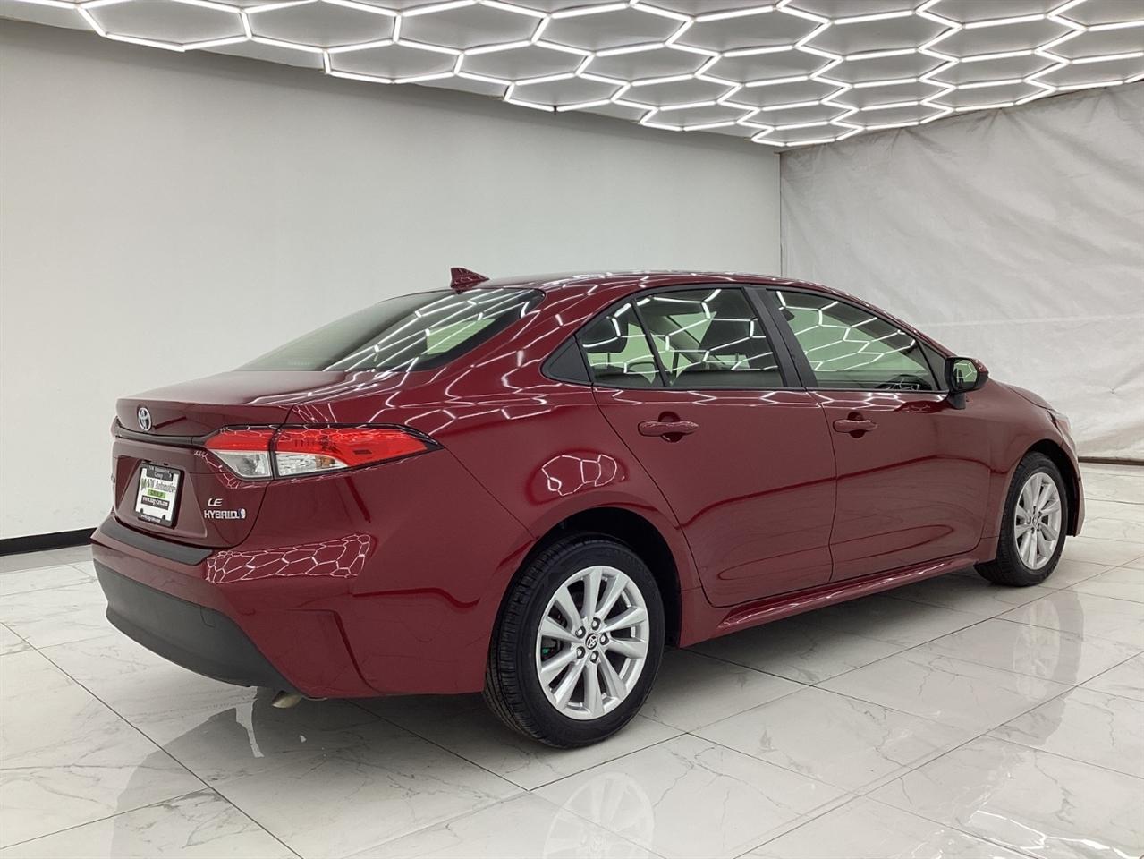 Toyota Corolla Hybrid LE FWD (Natl) 2023