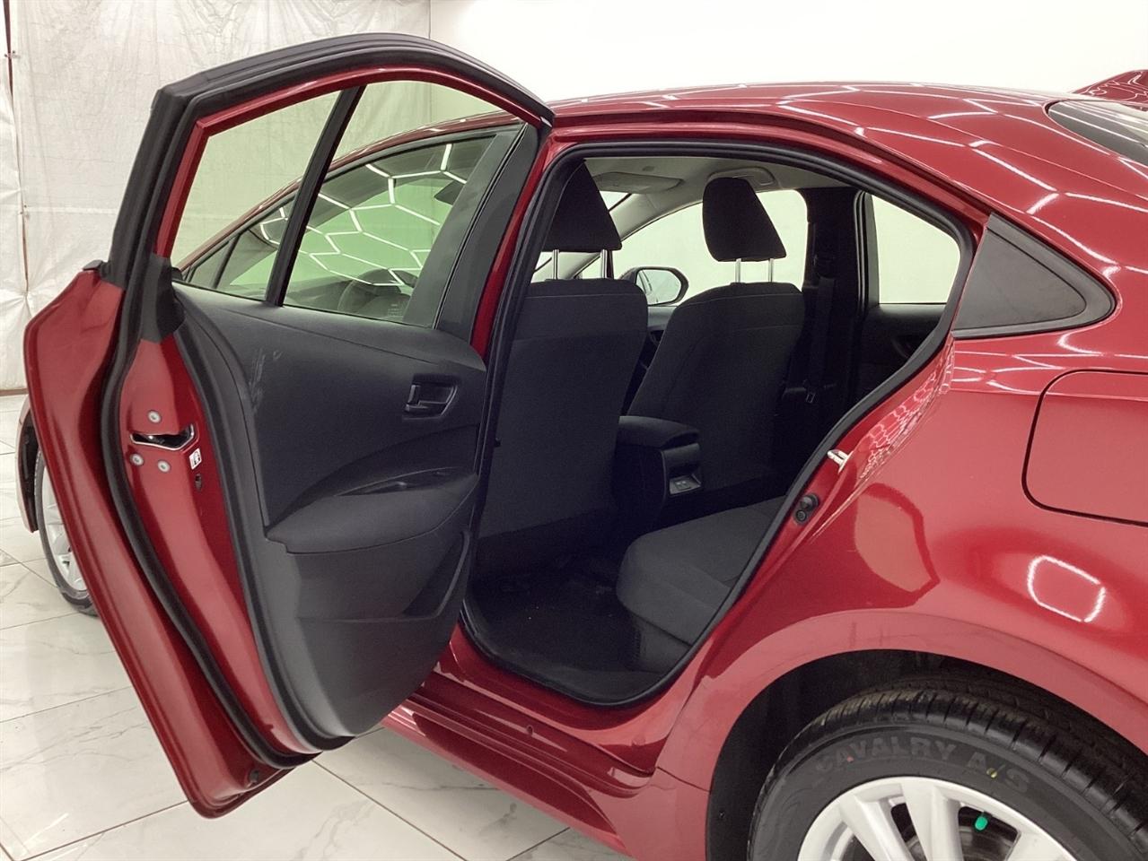 Toyota Corolla Hybrid LE FWD (Natl) 2023