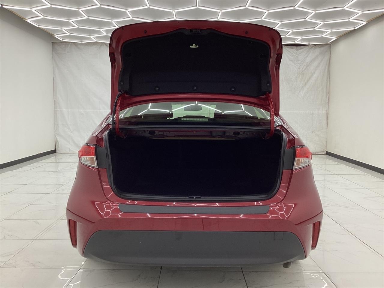 Toyota Corolla Hybrid LE FWD (Natl) 2023