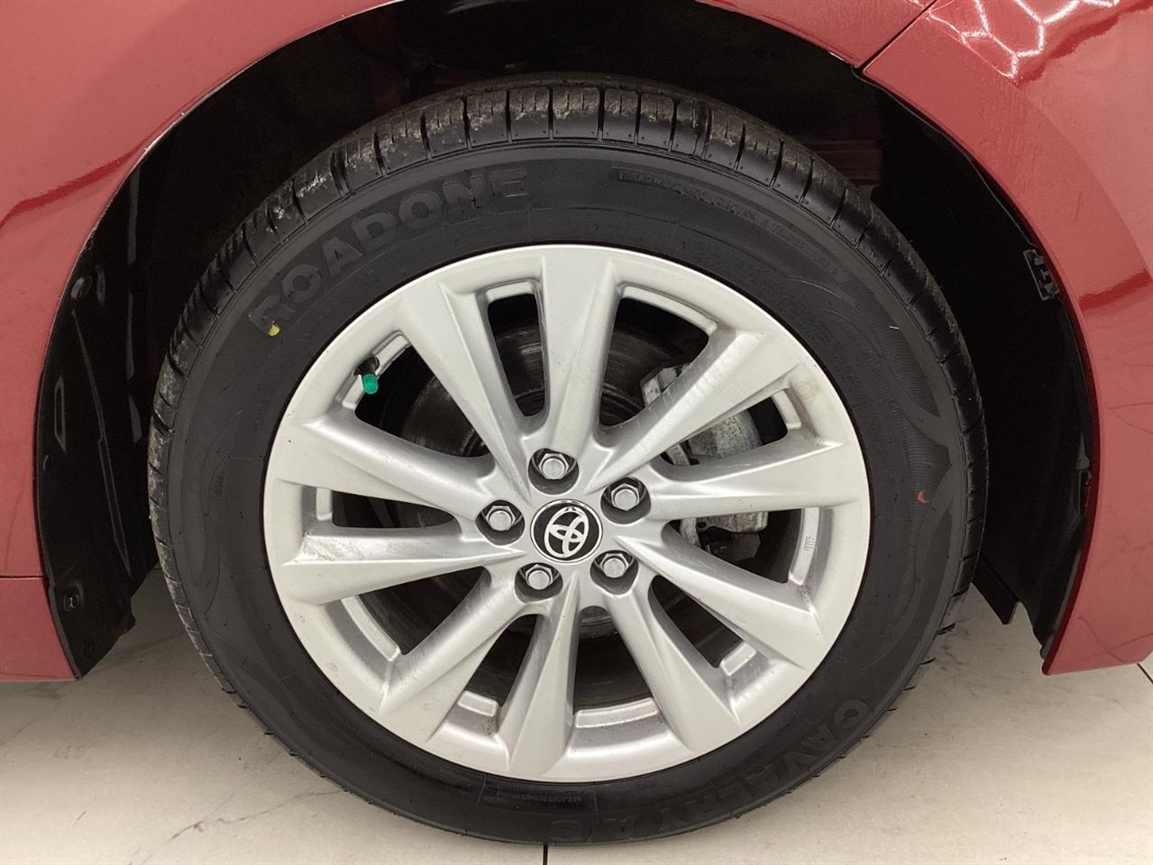 Toyota Corolla Hybrid LE FWD (Natl) 2023