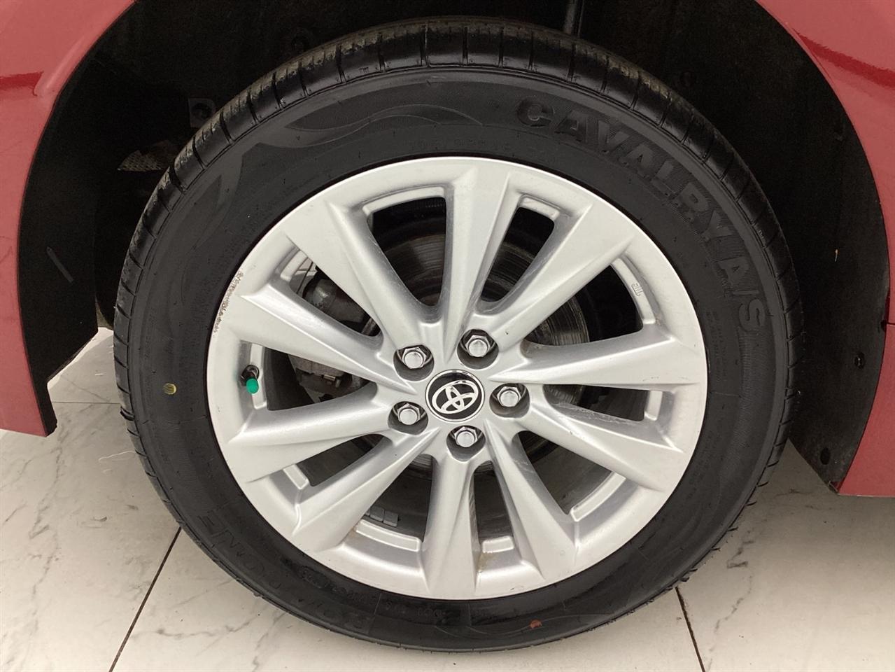 Toyota Corolla Hybrid LE FWD (Natl) 2023