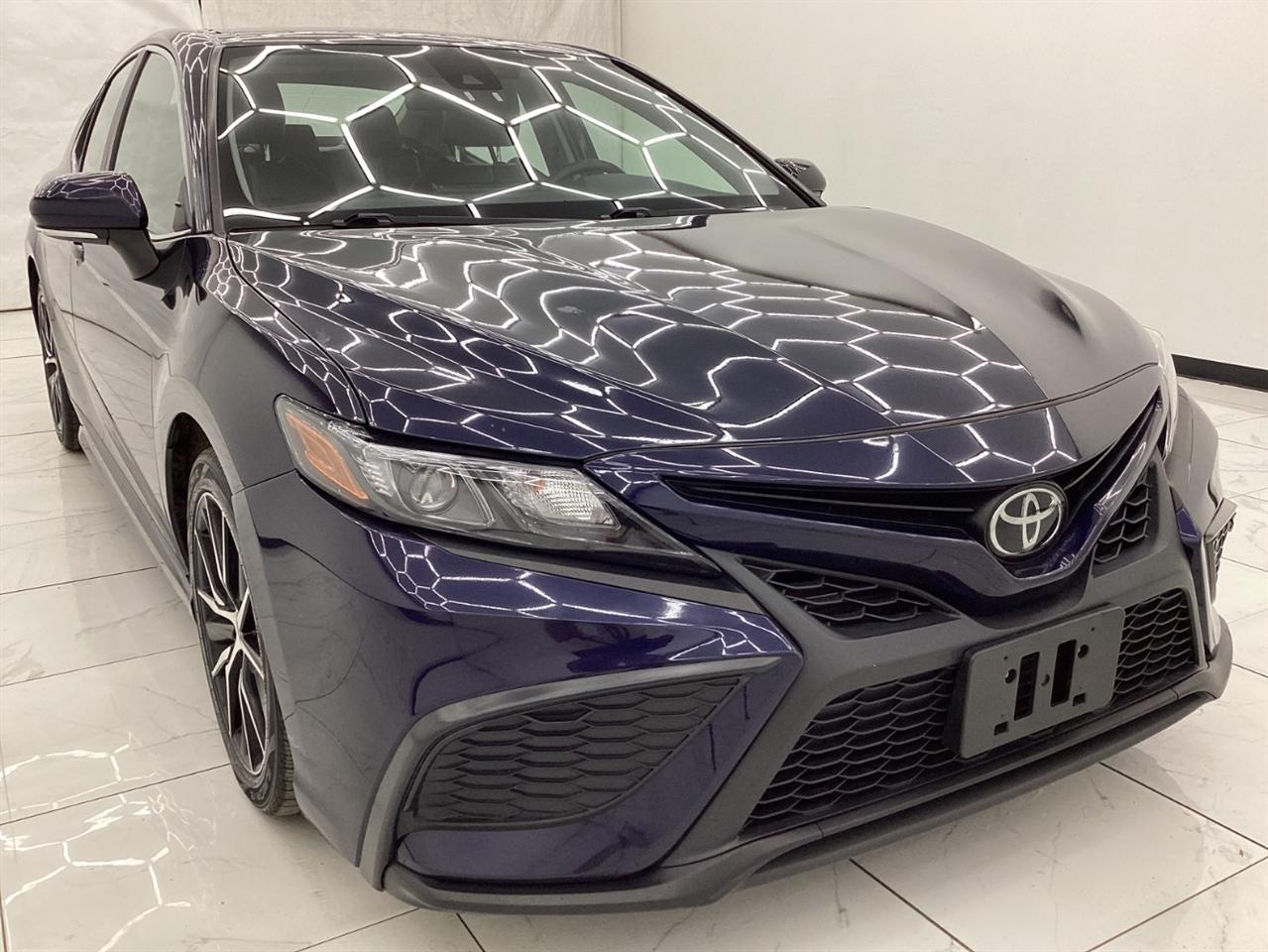 Toyota Camry SE Auto (Natl) 2022