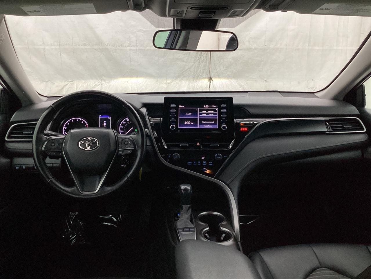 Toyota Camry SE Auto (Natl) 2022