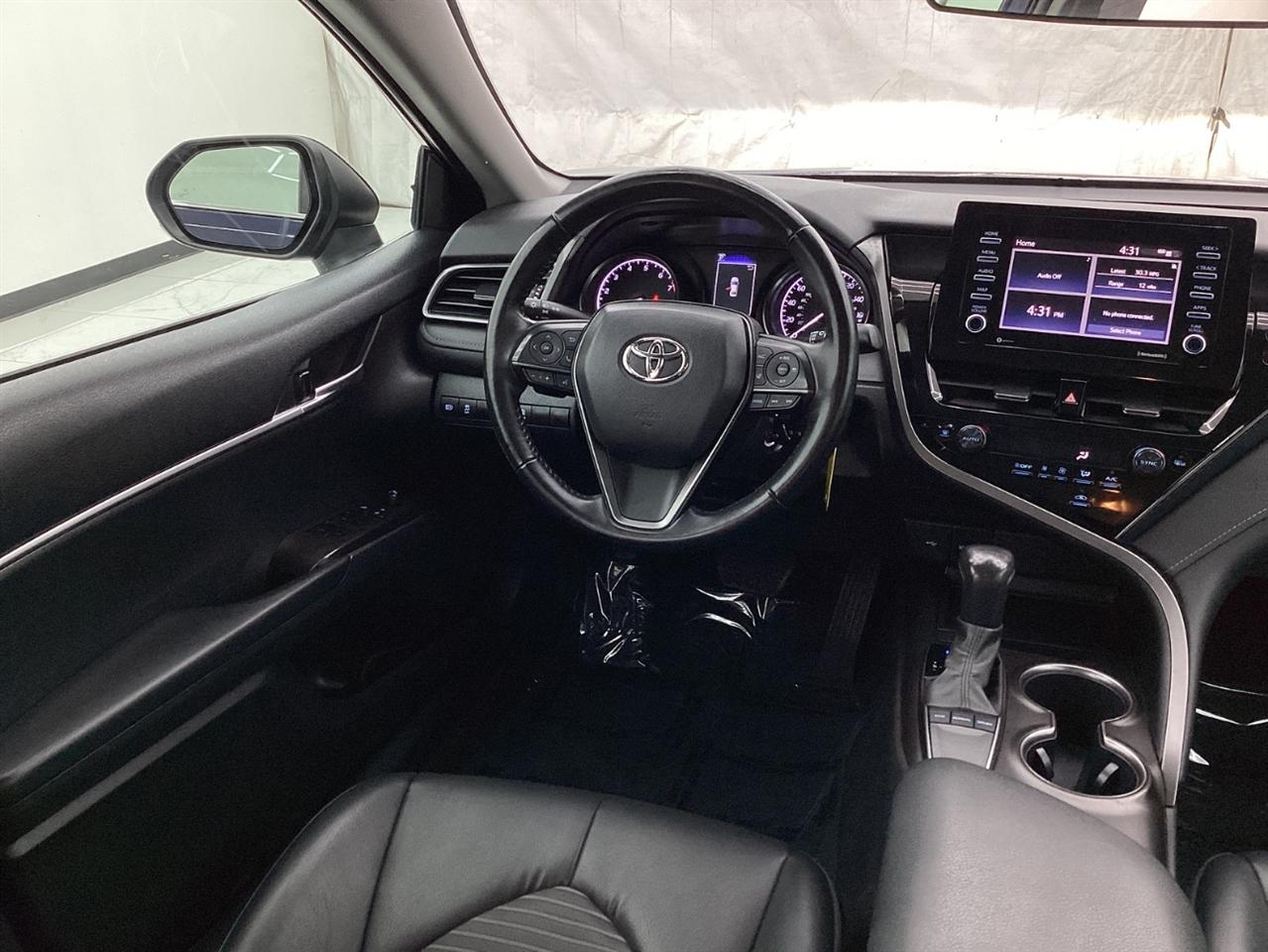 Toyota Camry SE Auto (Natl) 2022