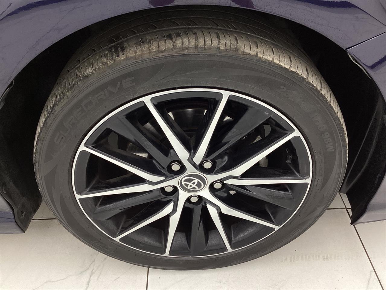 Toyota Camry SE Auto (Natl) 2022