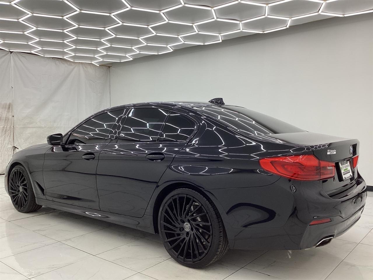 BMW 5 Series 530i Sedan 2020