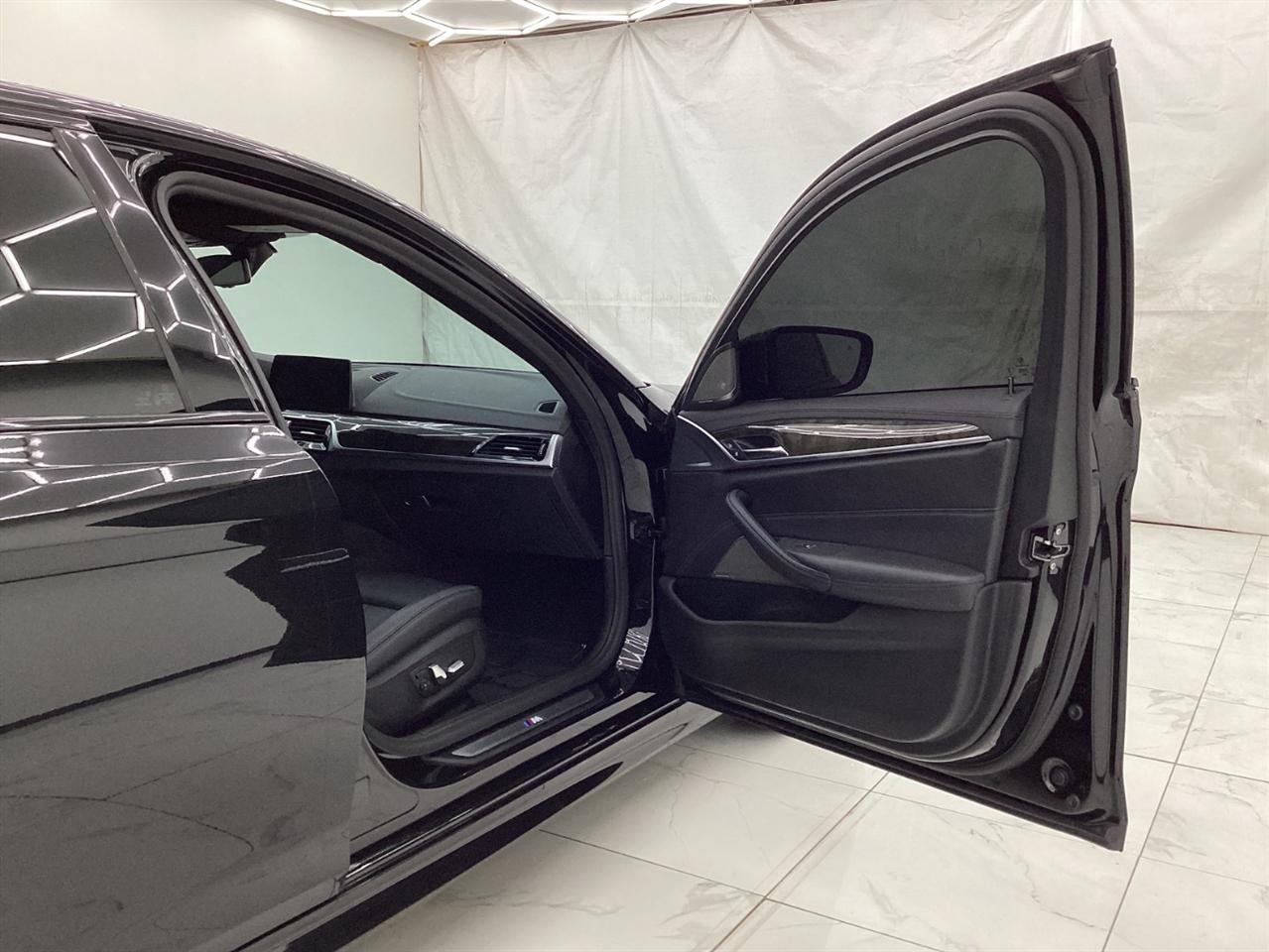 BMW 5 Series 530i Sedan 2020