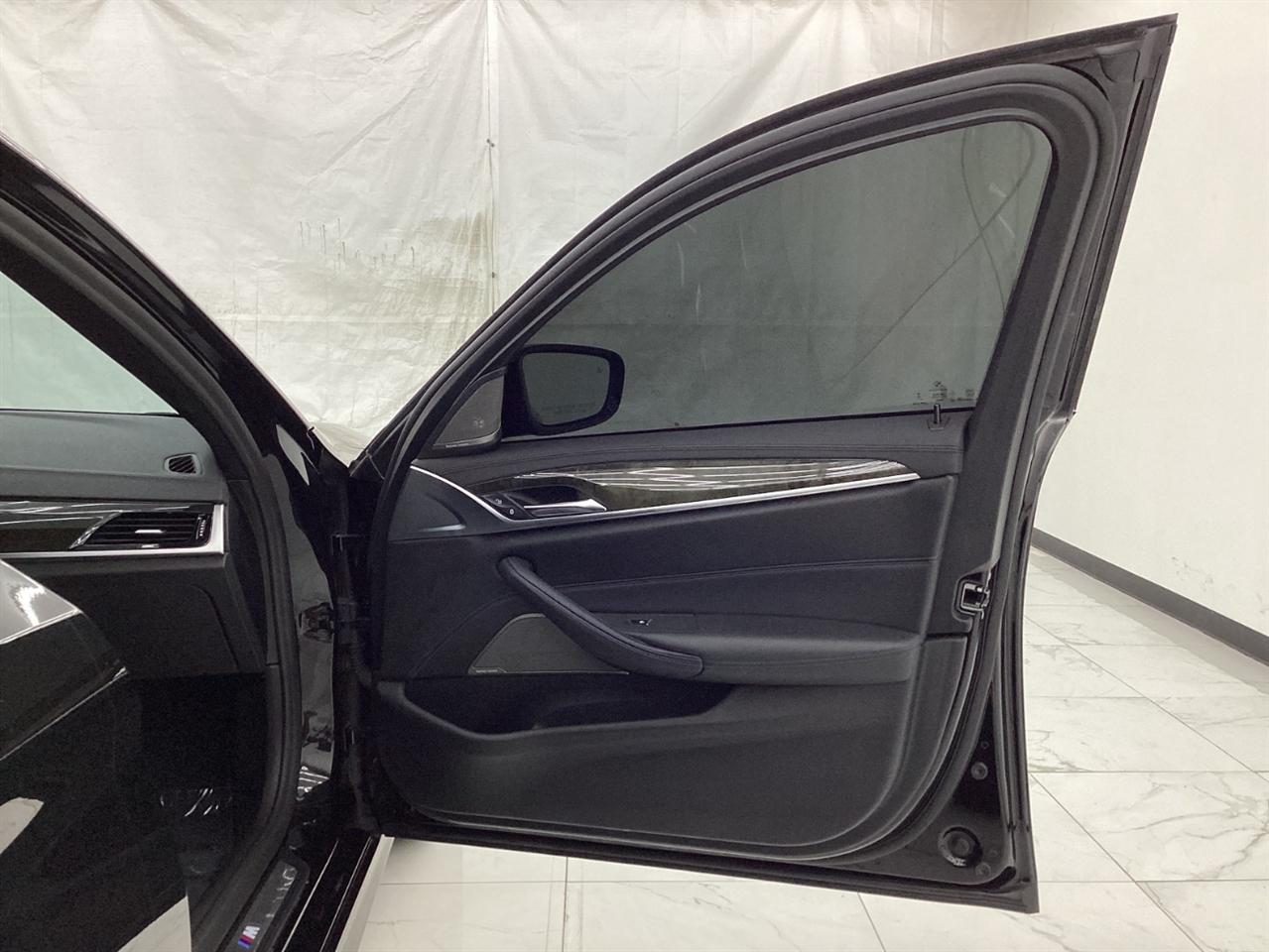 BMW 5 Series 530i Sedan 2020