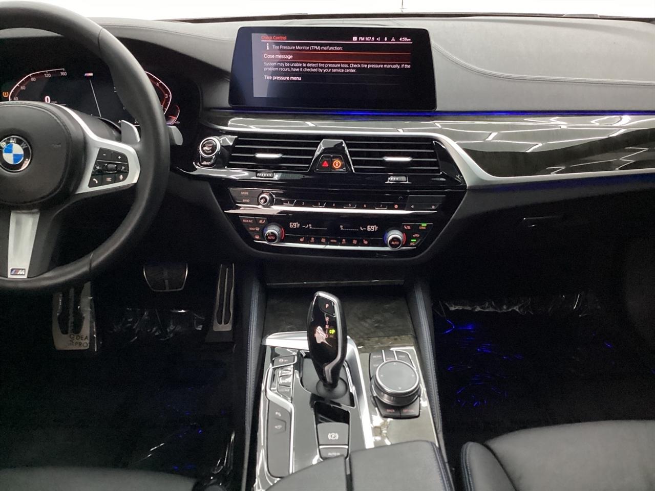 BMW 5 Series 530i Sedan 2020