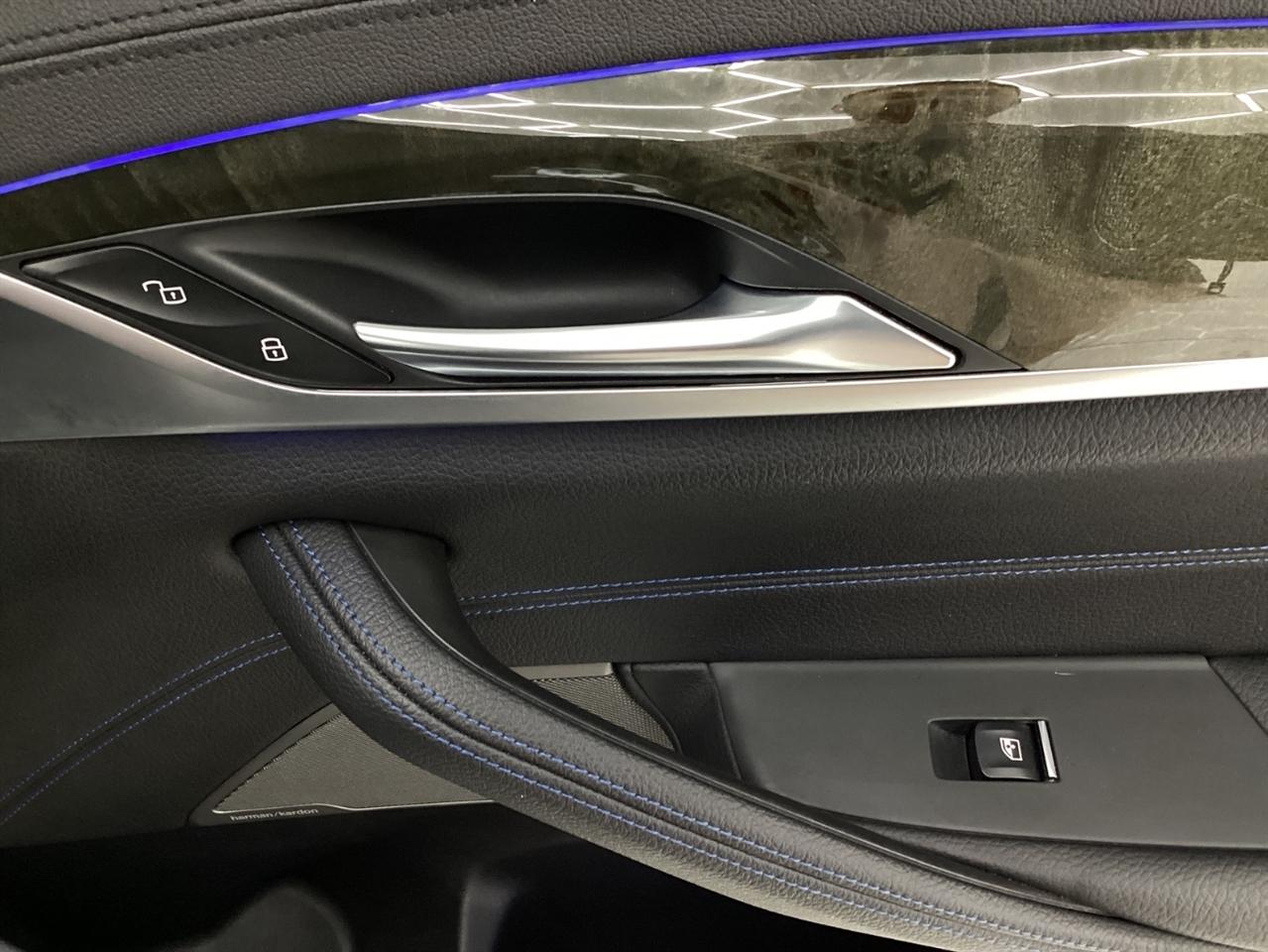 BMW 5 Series 530i Sedan 2020