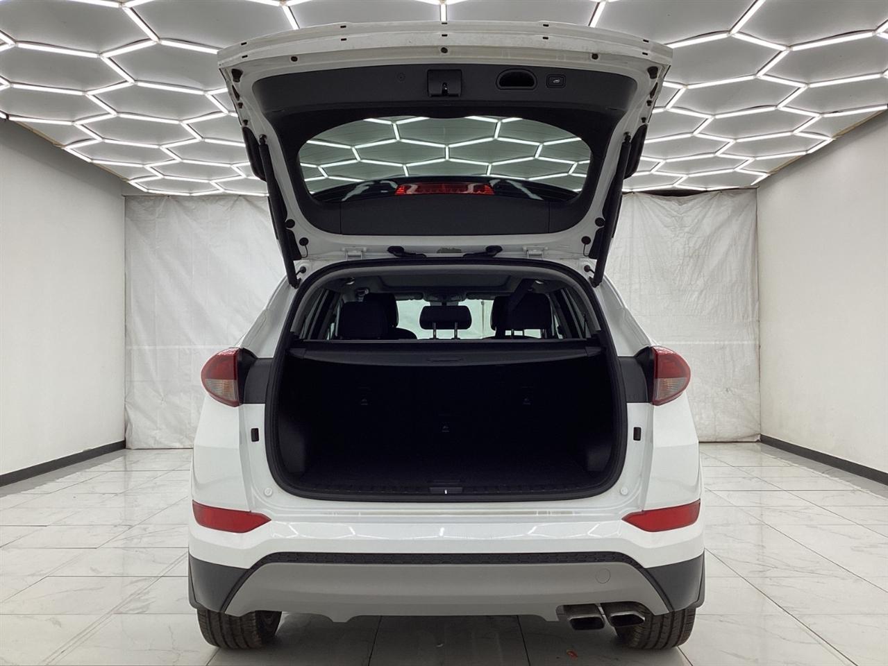 Hyundai Tucson Night AWD 2017