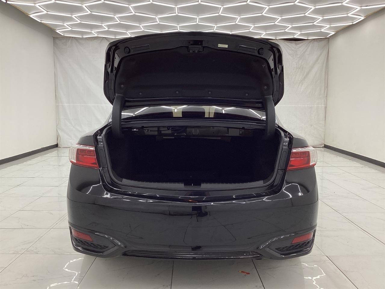 Acura ILX 4dr Sdn 2016