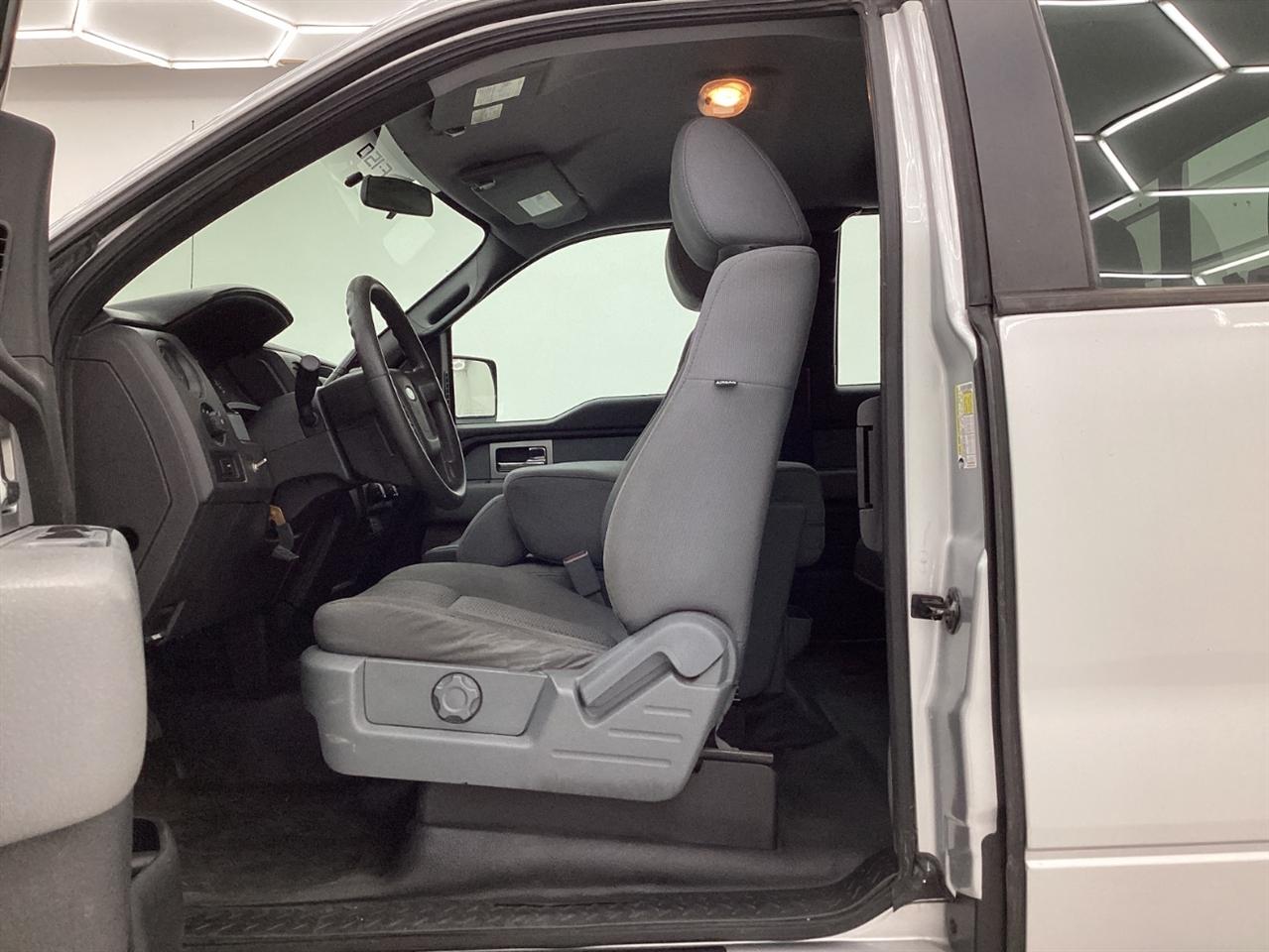 Ford 150 2WD SuperCab 145" XLT 2011