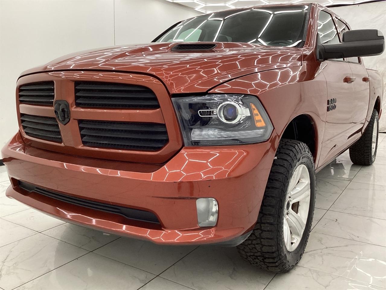 RAM 1500 4WD Crew Cab 140.5" Sport 2013