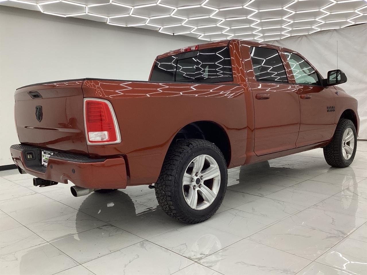 RAM 1500 4WD Crew Cab 140.5" Sport 2013